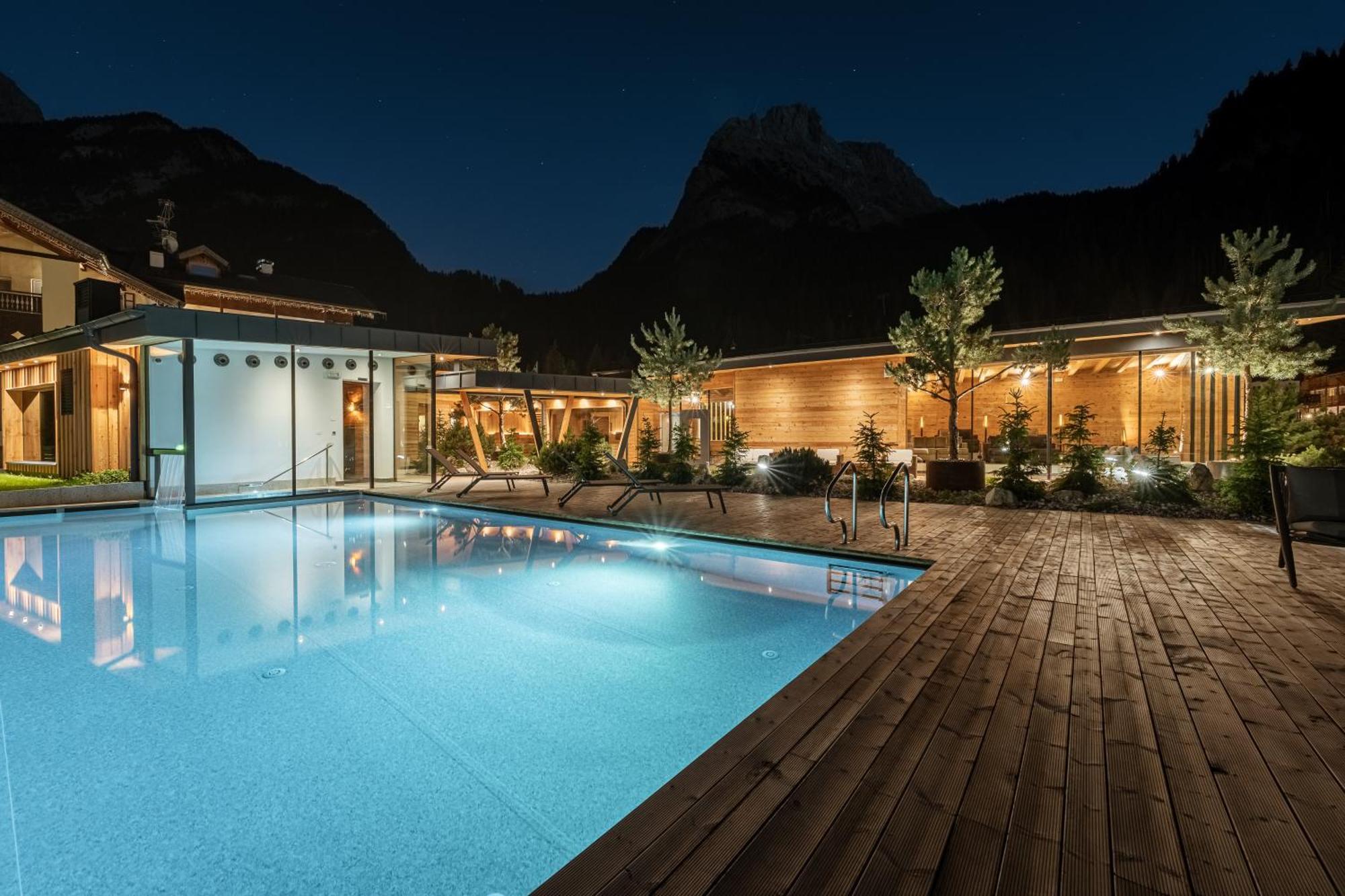 Hotel Majon Miramonti Canazei Exterior foto
